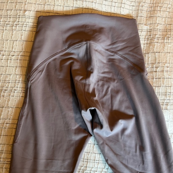 Lululemon INSTILL HIGH-RISE TIGHT 25"
Violet Verbena - Picture 5 of 6